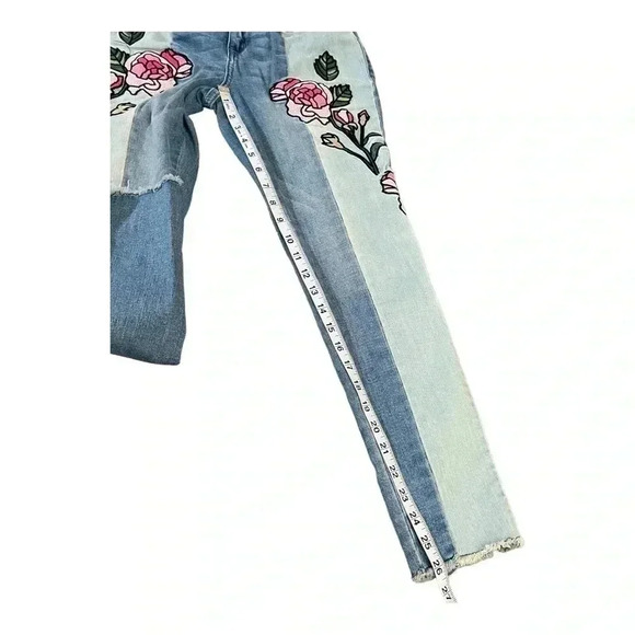 William Rast Floral Embroidered Two Tone Ankle Skinny Jeans Women’s size 27 - Picture 14 of 16